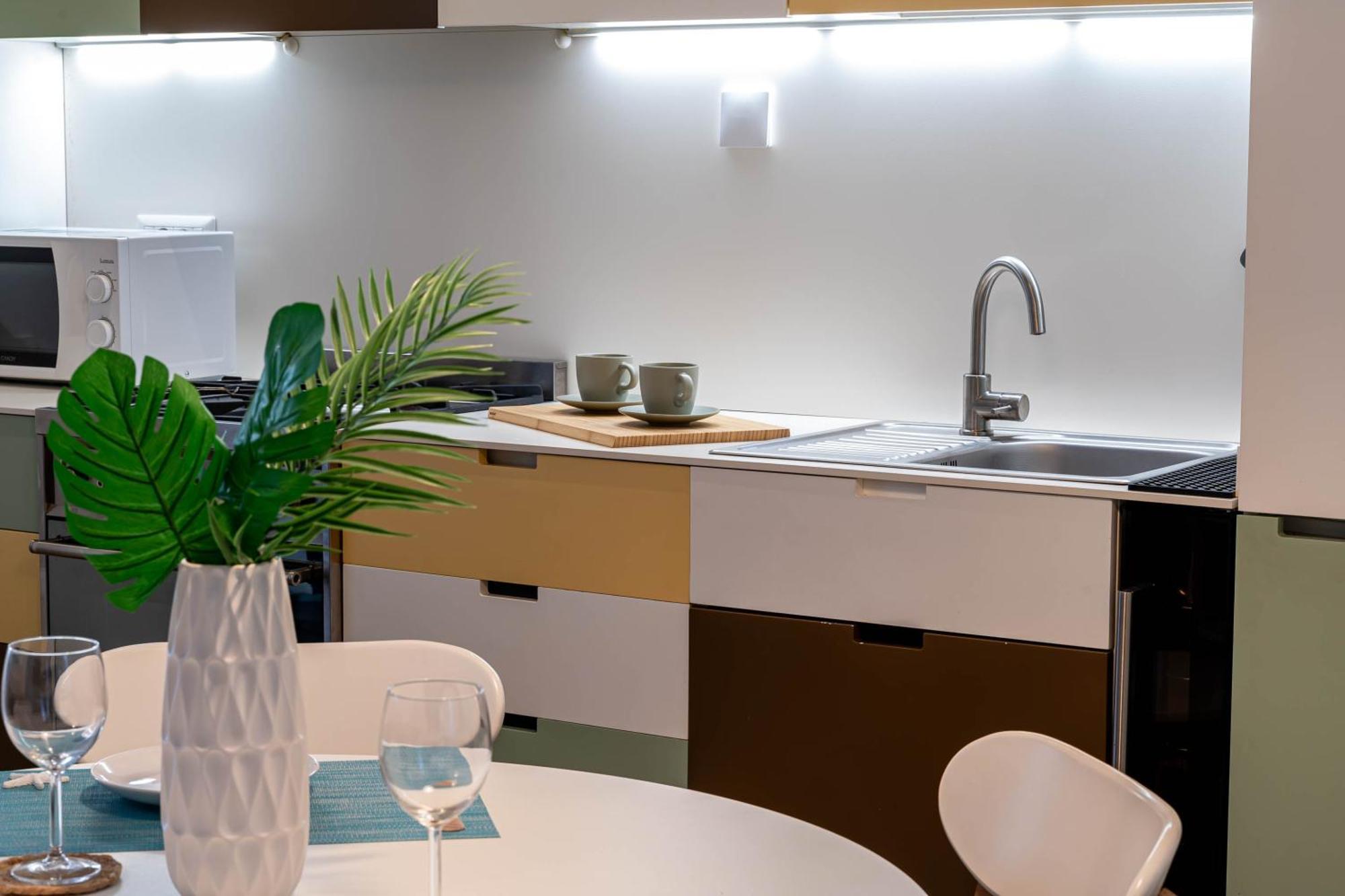 Appartamento Lake, Stadium & Patio - Self Check-in & Remote Access