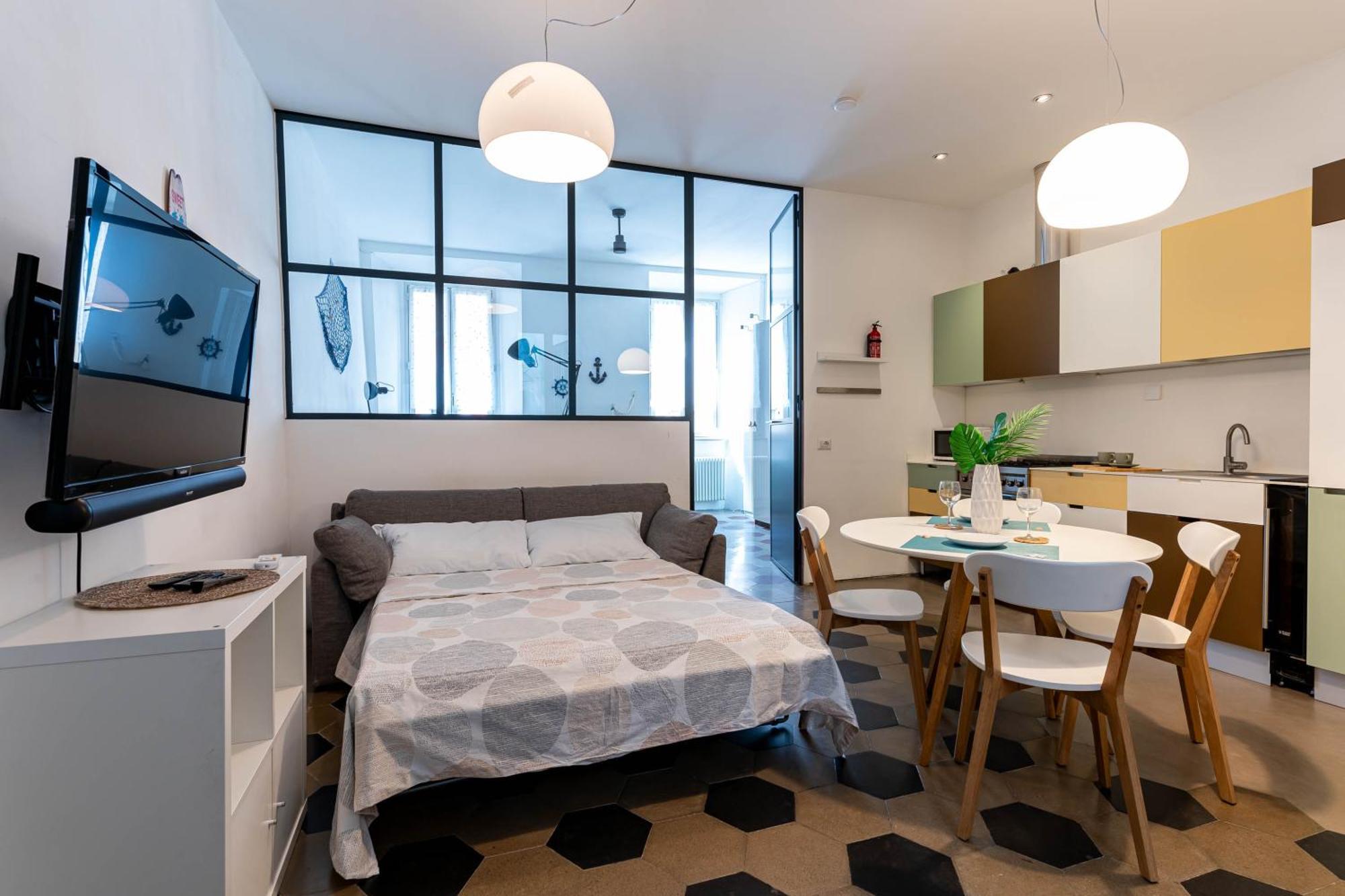 Appartement Lake, Stadium & Patio - Self Check-in & Remote Access Como